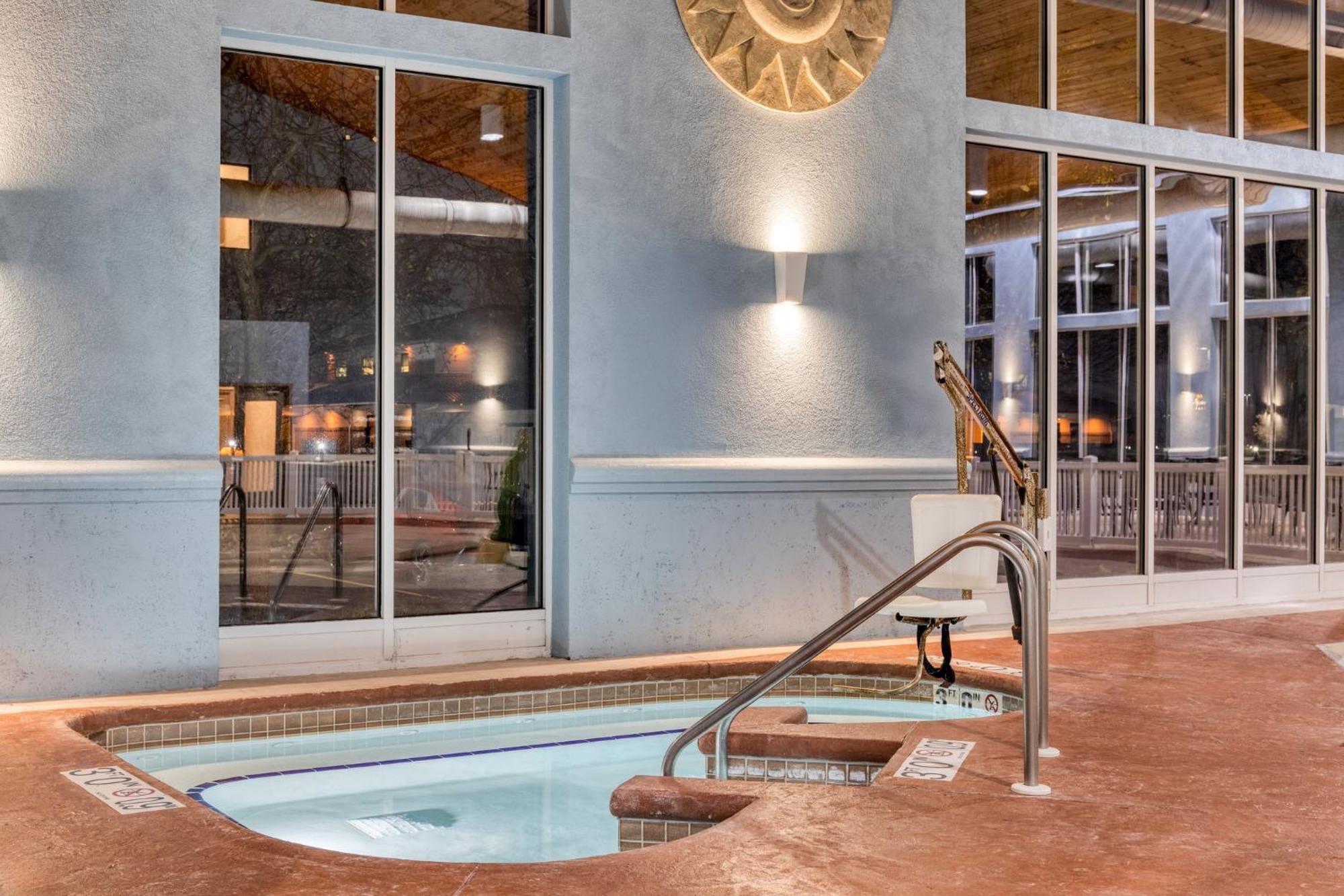 Holiday Inn Express & Suites - Green Bay East By Ihg Exteriör bild